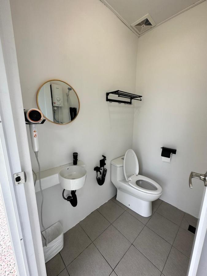 Beach N Breeze Glamping Malacca Kültér fotó