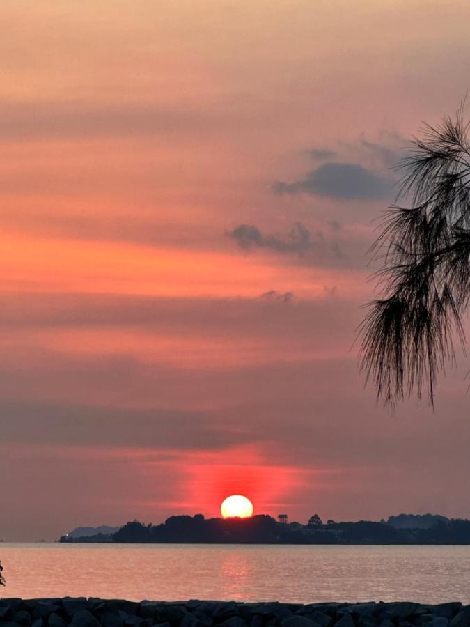 Beach N Breeze Glamping Malacca Kültér fotó