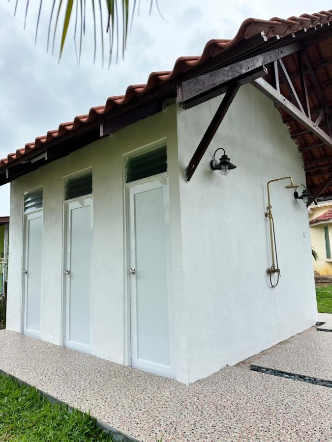 Beach N Breeze Glamping Malacca Kültér fotó